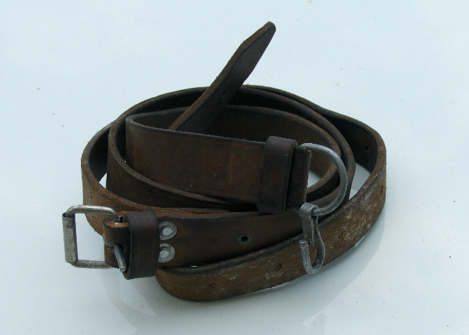 Hungarian Battlefield Pickup leather AK-47 Sling